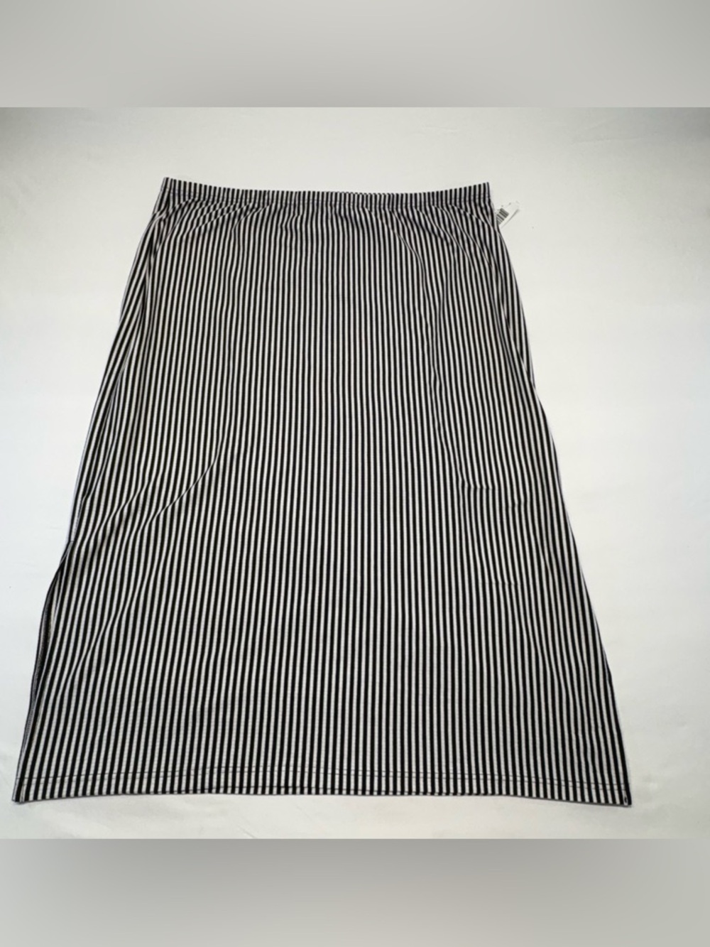Tribal-NWT-Black & White Vertical Stripe Midi Skirt - Pull-On. Size XXL